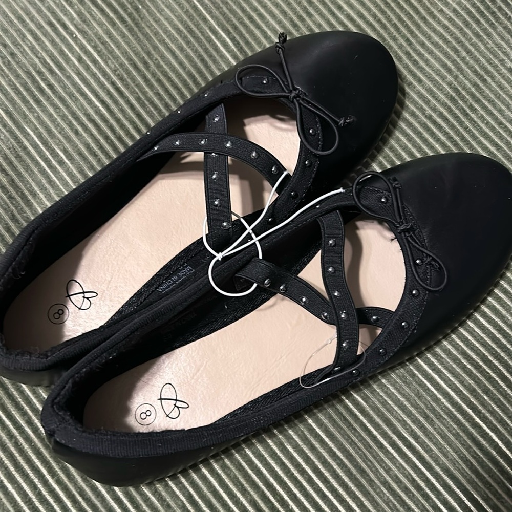 New flats, never worn!!